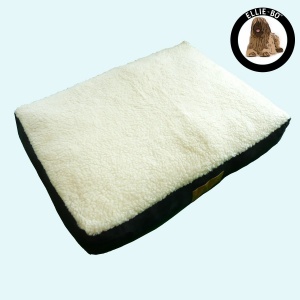 Ellie-Bo Jumbo 60 inch Black Dog Bed with Faux Suede and Sheepskin Topping
